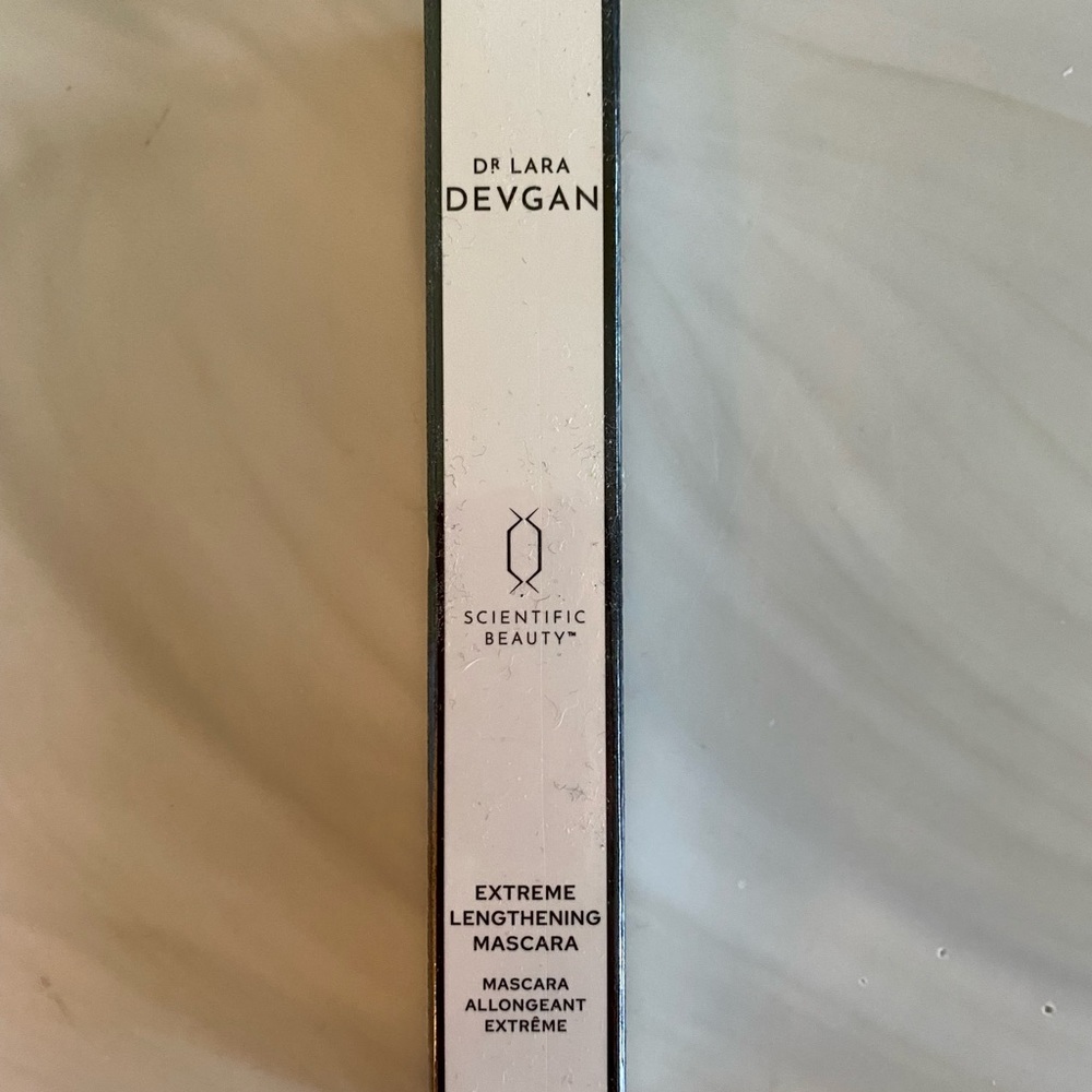 Dr. Lara Devgan extreme lengthiness mascara